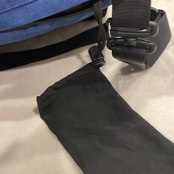 Kiwee Square Backpack - Picture 14 of 15